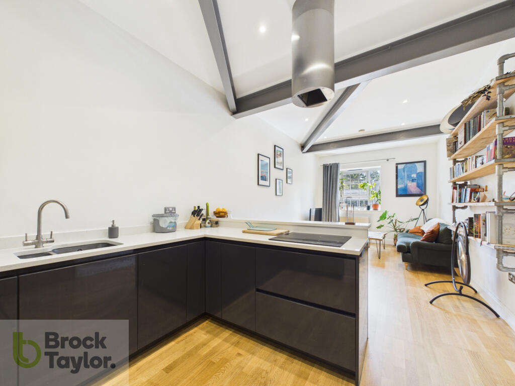 Main image of property: Station Quarter Apartments, Haywards Heath, RH16 1BP
