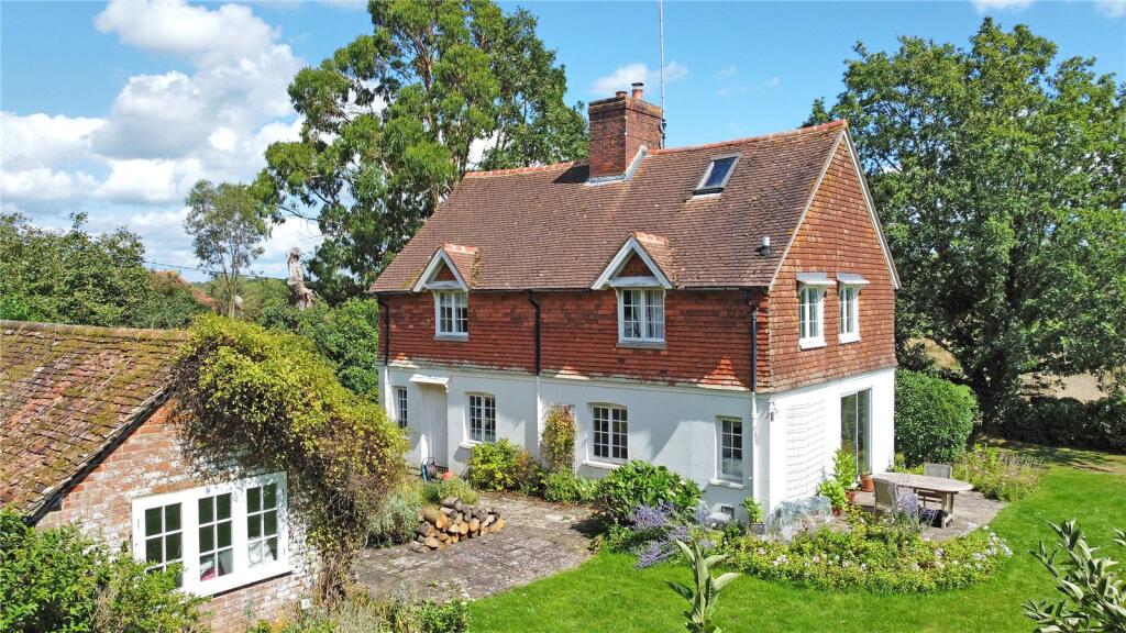 House in Chichester, Wisborough Green - View 2