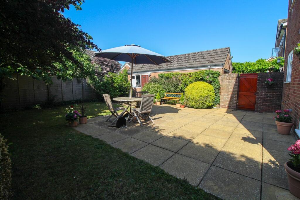 Reeves Orchard, Sturminster Marshall, Wimborne, BH21 photo 4