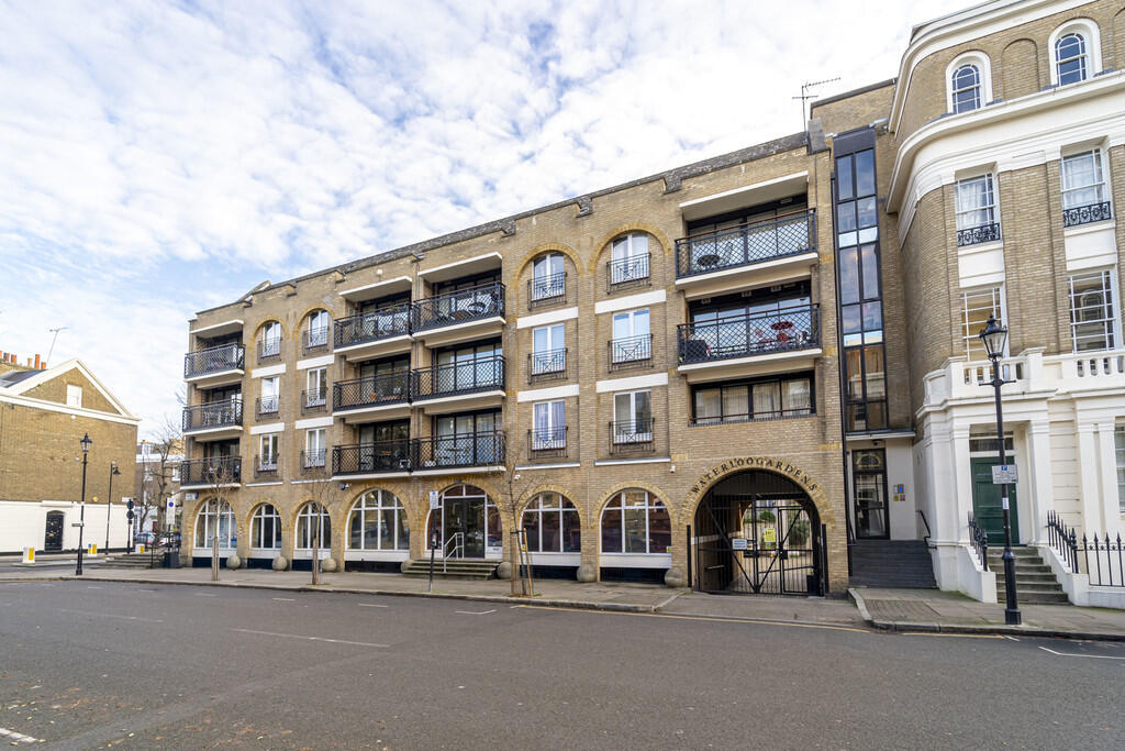Main image of property: Milner Square, Barnsbury, London, N1