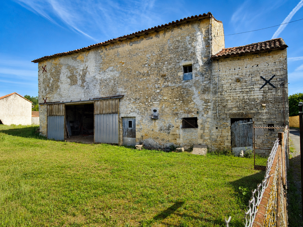 Main image of property: Poitou-Charentes, Charente, St-Fraigne