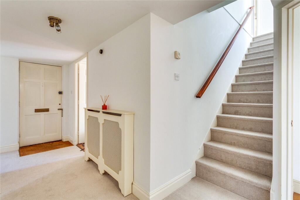 House in Reading - View 3