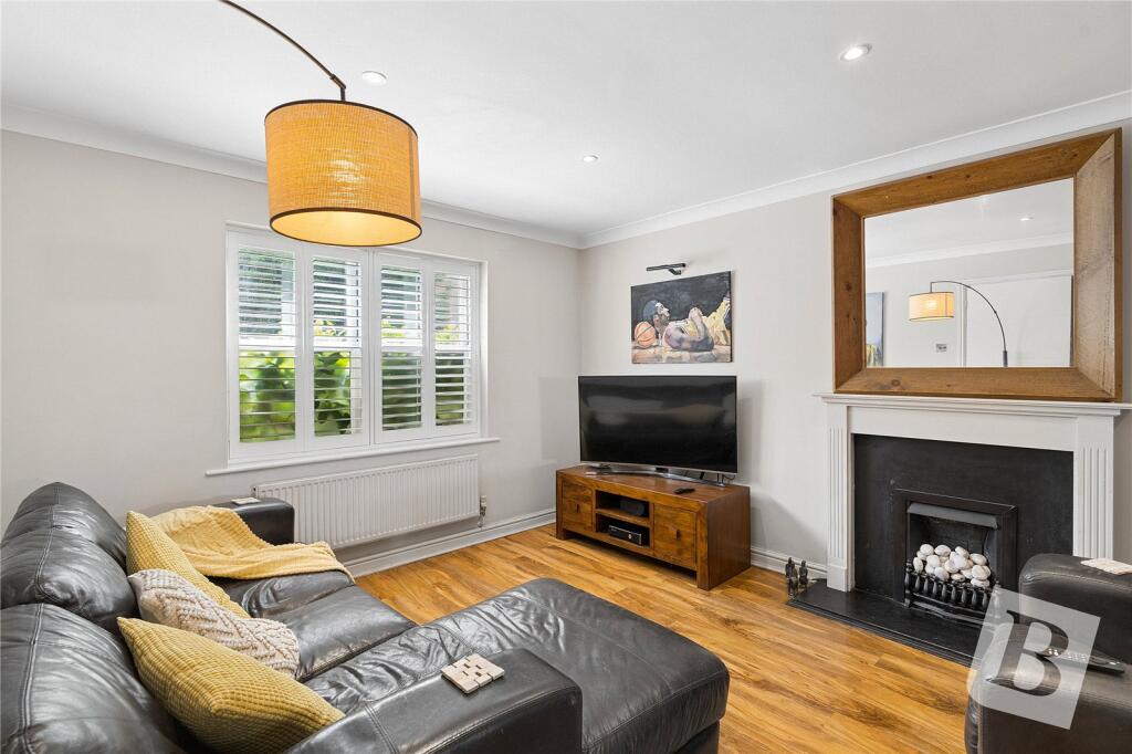 House in Epping Forest, Ongar - View 4