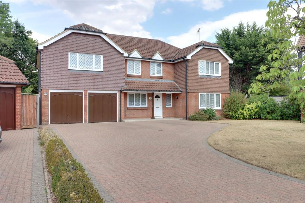 5-bed detached on Barrington Close, Earley, Reading, Berkshire, RG6, £925,000