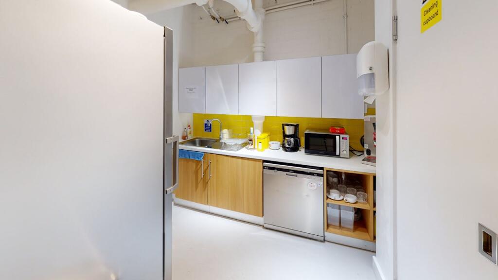 360-INTERNATIONAL-GROUP-Kitchen (Copy).jpg