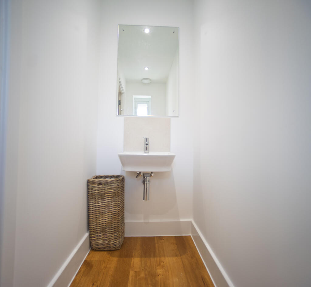 House in Tonbridge - More