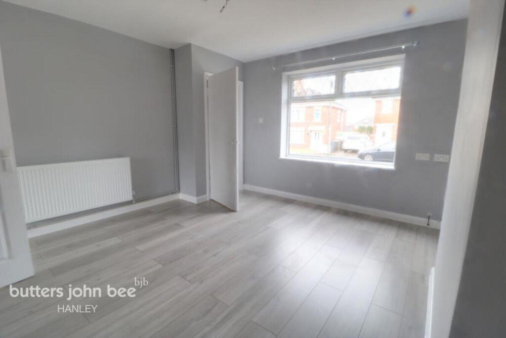 House in Stoke-on-Trent - View 5