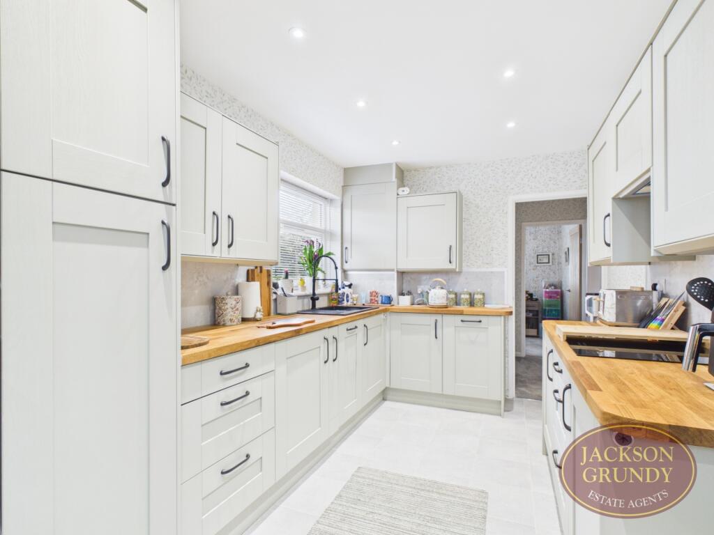 Orchard Way, Roade, NN7 2PN - View 2
