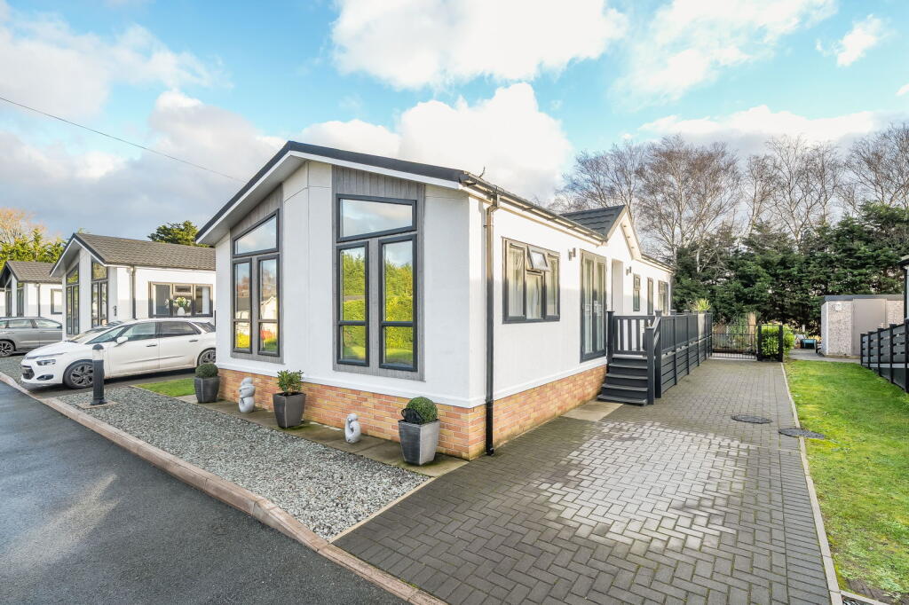 Main image of property: Newbridge Farm Park, Stopgate Lane, Simonswood, Merseyside, L33 4YB