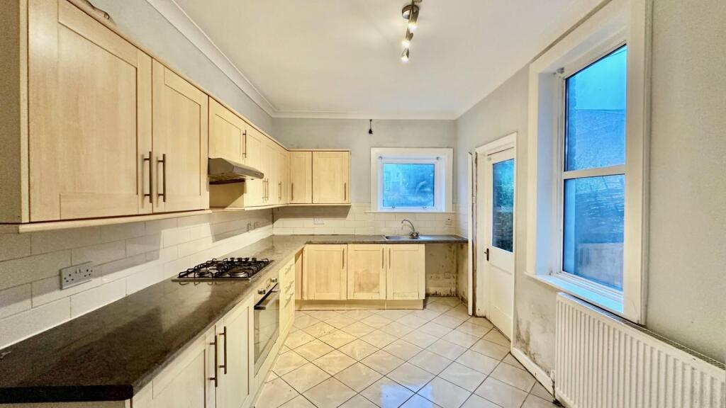 House in Eastbourne, East Sussex - View 5