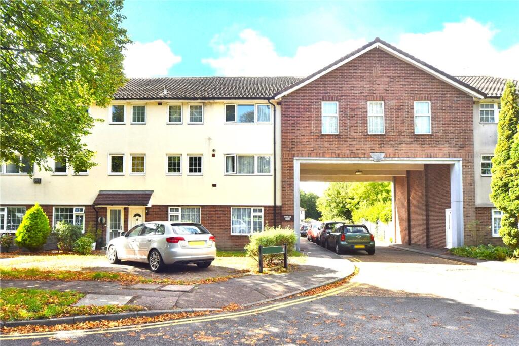 Main image of property: Avenue Road, Banstead, Surrey, SM7