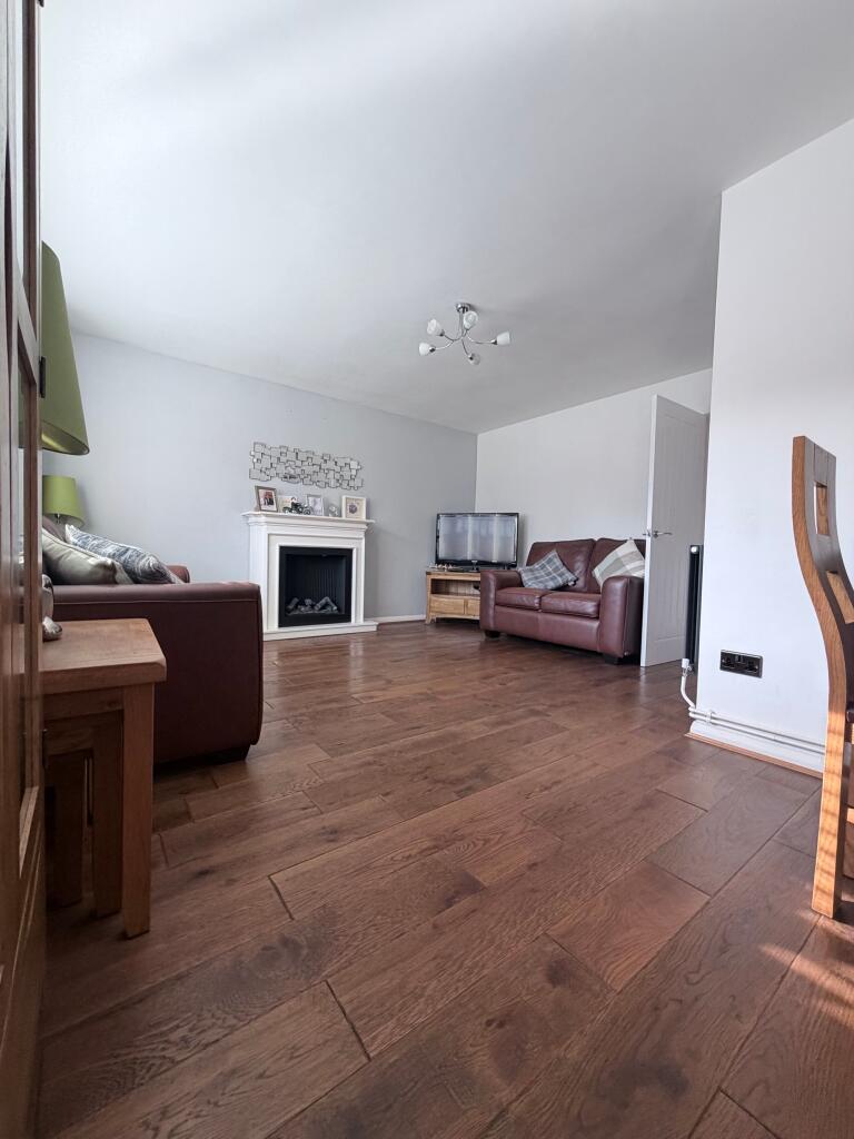 The Shires, Droylsden, M43 photo 5