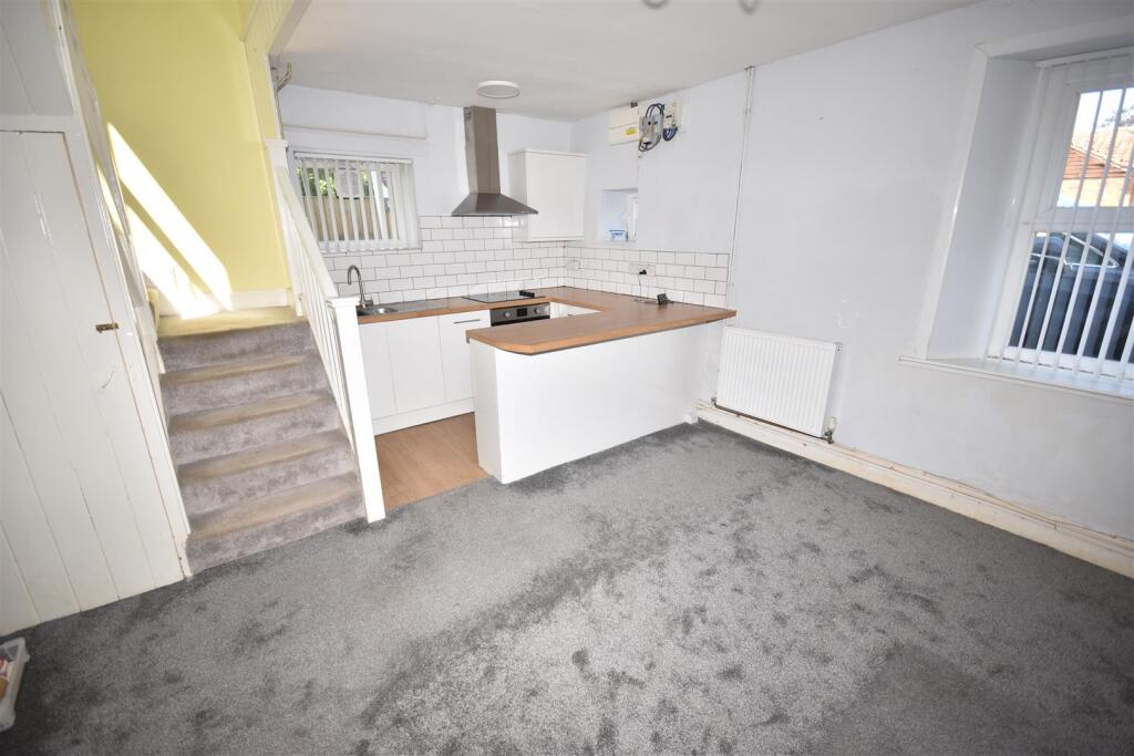House in North Kesteven, Ruskington - View 4
