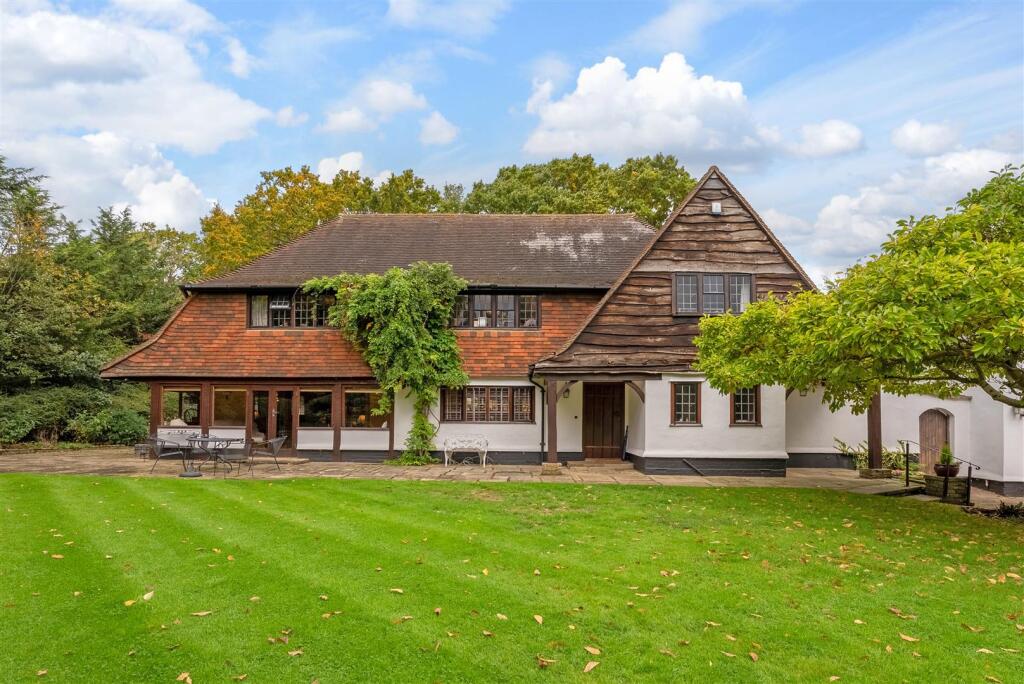 Main image of property: Oakwood Close, Chislehurst