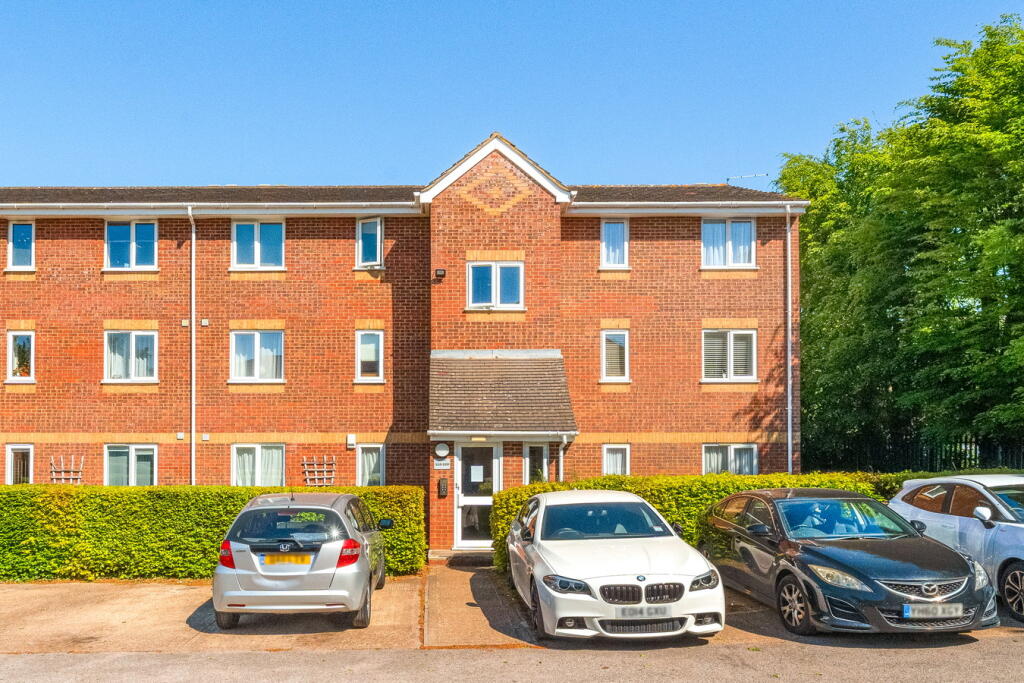 Main image of property: Walpole Road, Slough, SL1