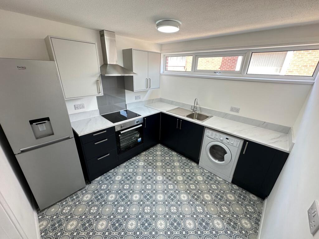 Main image of property: Knighthorpe Court, Burns Road, Loughborough, LE11 4NP