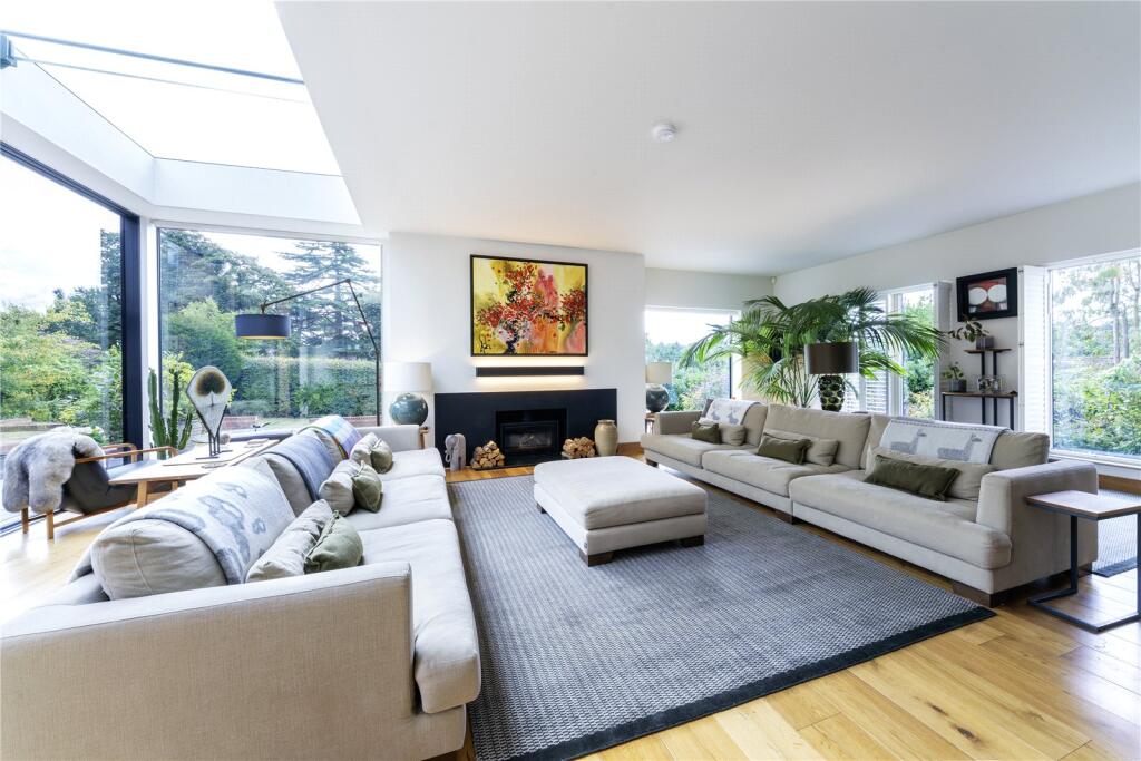 House in Tonbridge - View 4