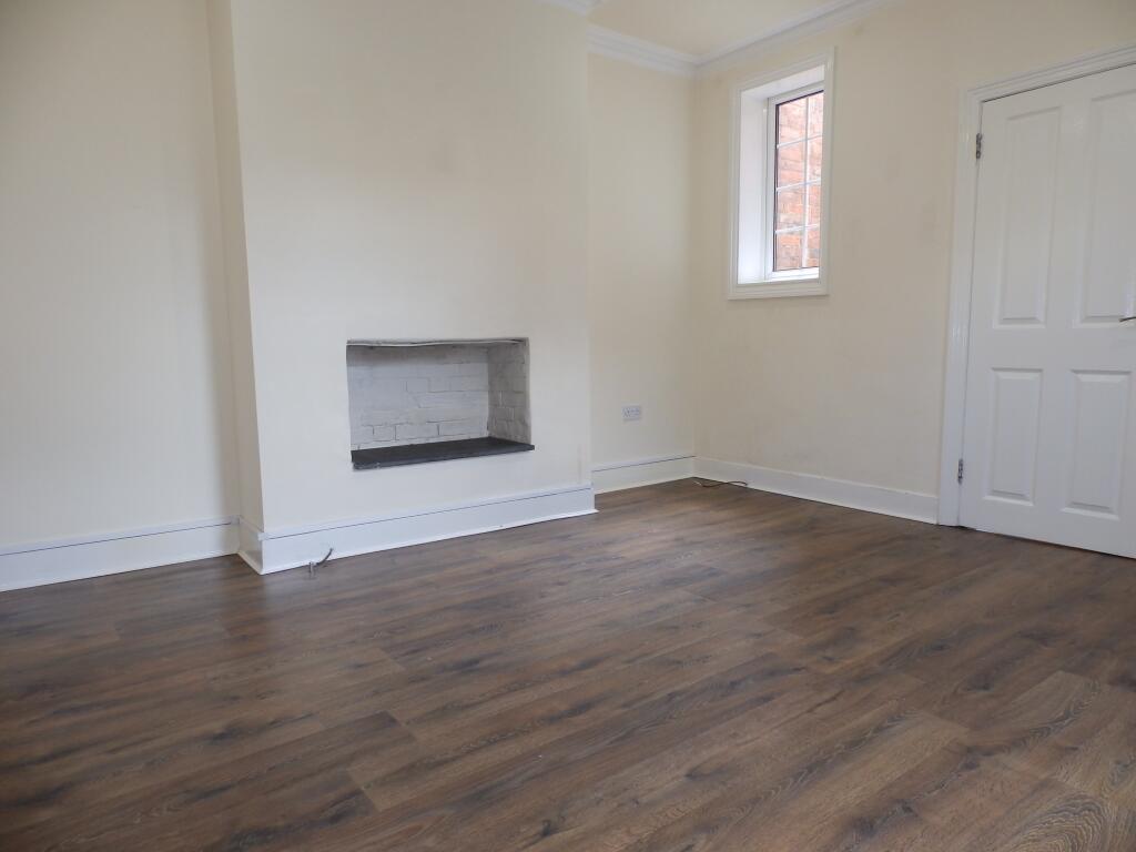 House in Tunbridge Wells, Hawkenbury - View 3