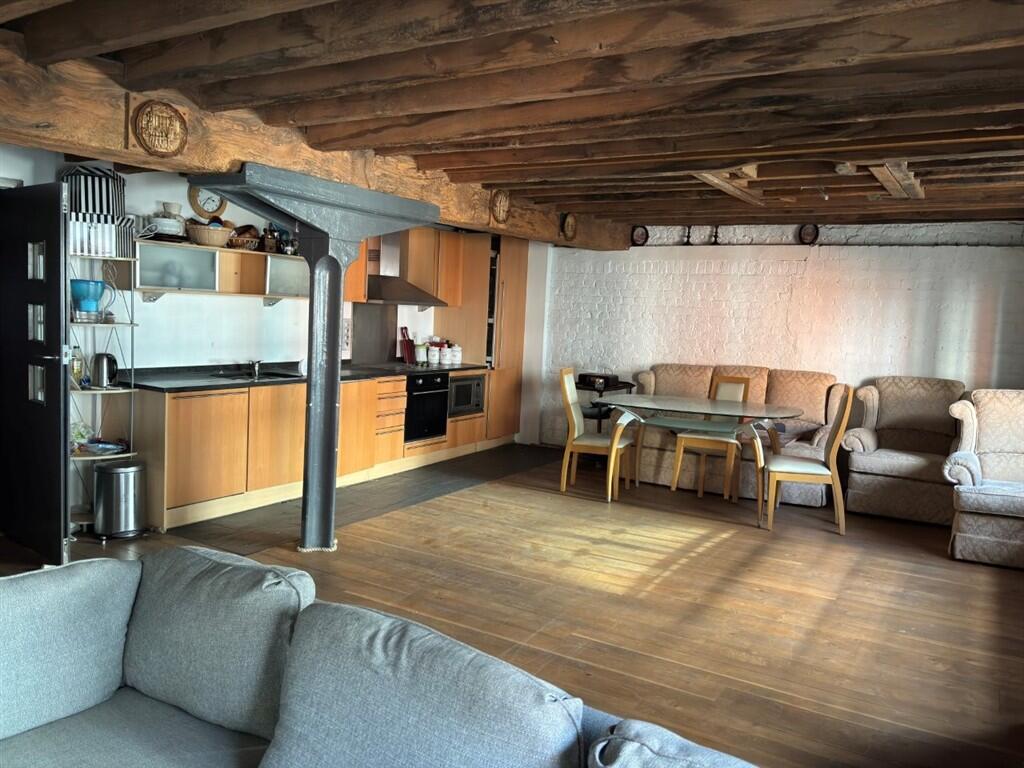 Apartment in London - View 5