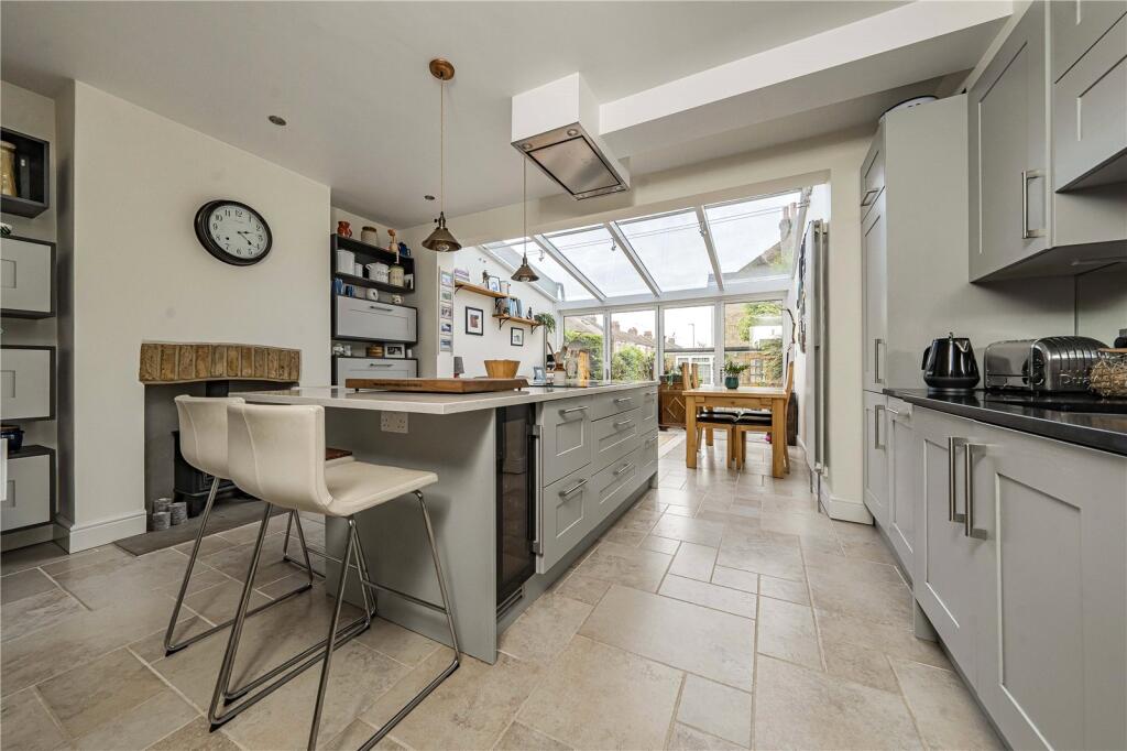 House in London - View 5