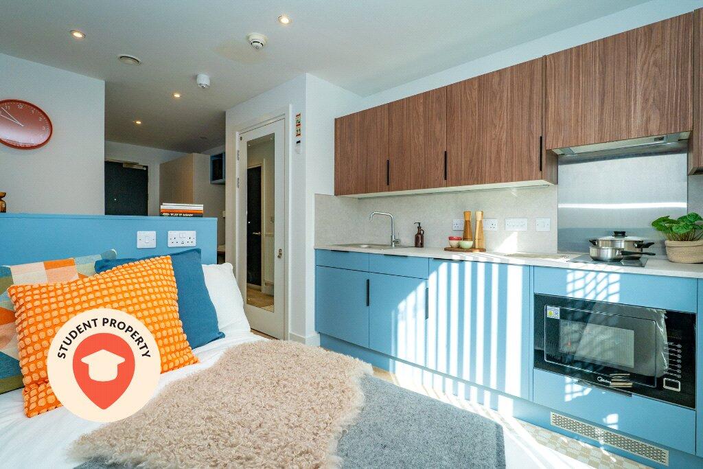 Main image of property: Silver Studio - The Propeller Quarter, Fairlawn Avenue, Patchway, Bristol, BS34