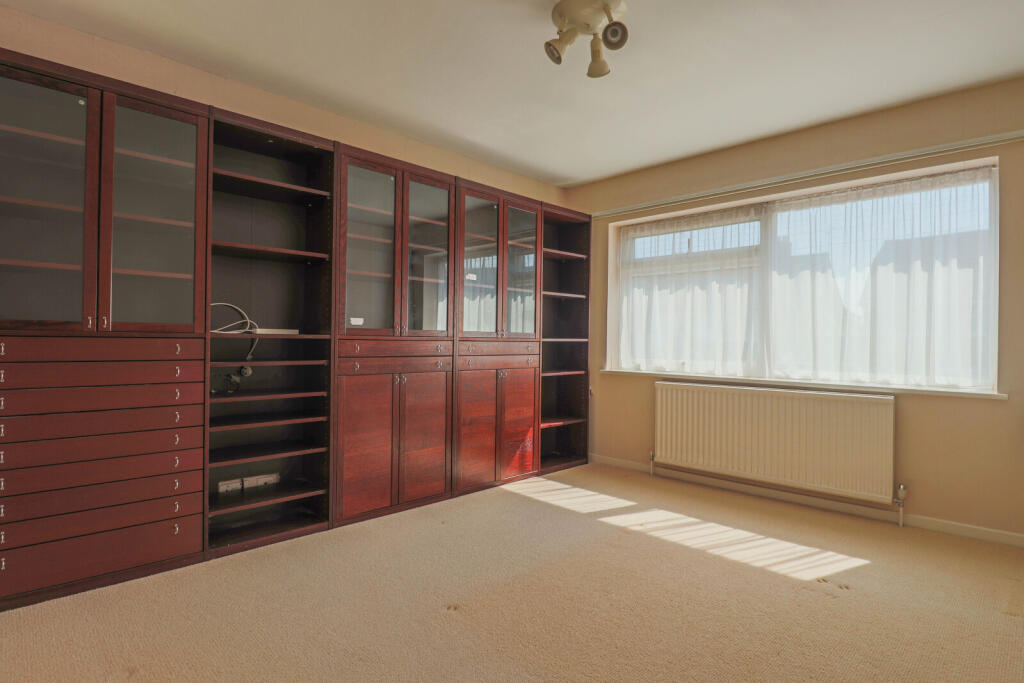 St. Catherines Road, Chelmsford, CM1 - More