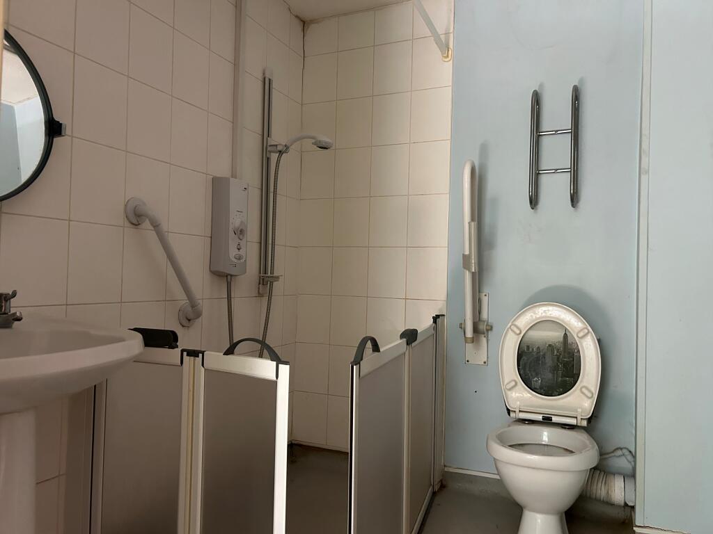 House in Hilperton - More