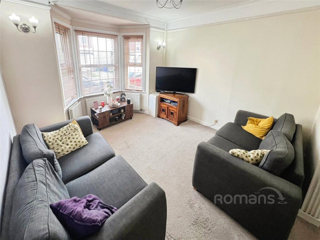 Church Road, Aldershot, Hampshire - View 4