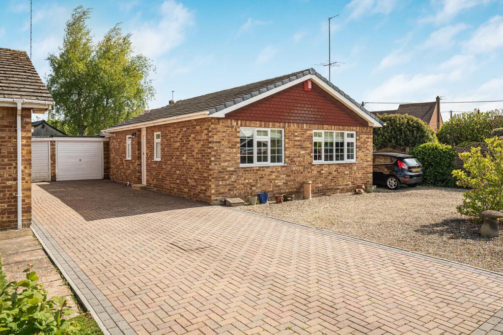 Main image of property: Brookside, Watlington, OX49
