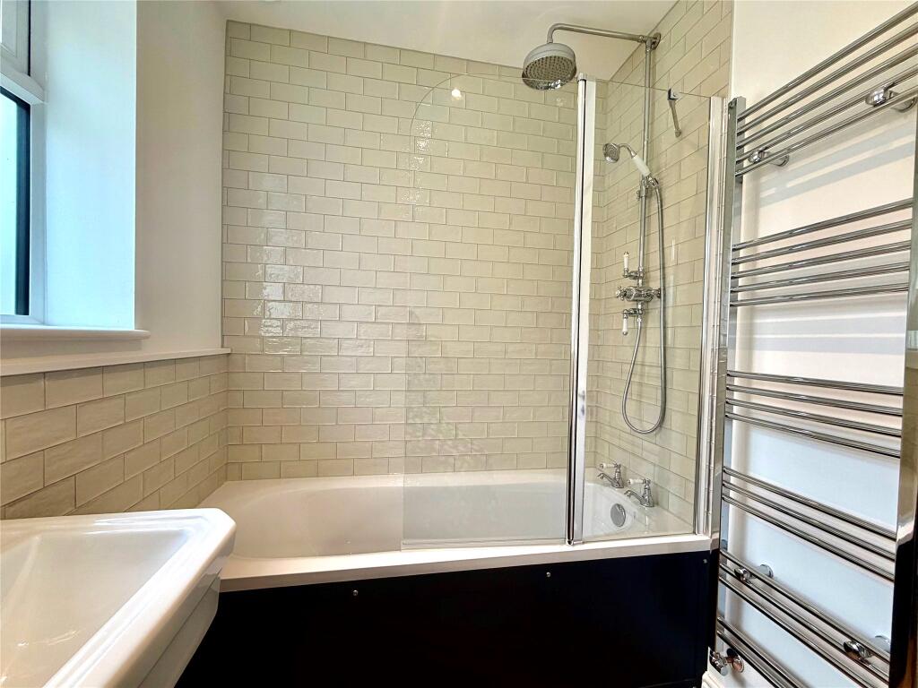 House in Tunbridge Wells, Kent - View 5