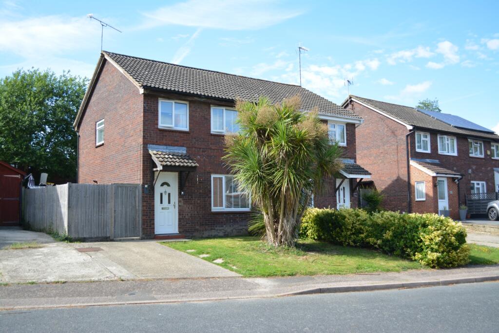 Main image of property: Wooding Grove, Broadfield, RH11