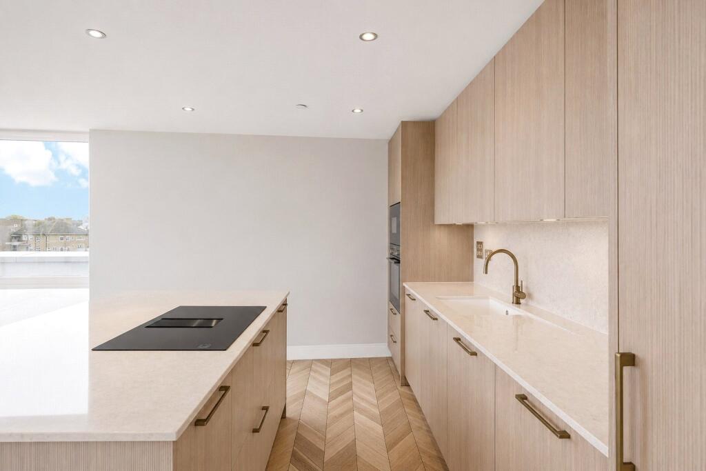 Apartment in London - View 5