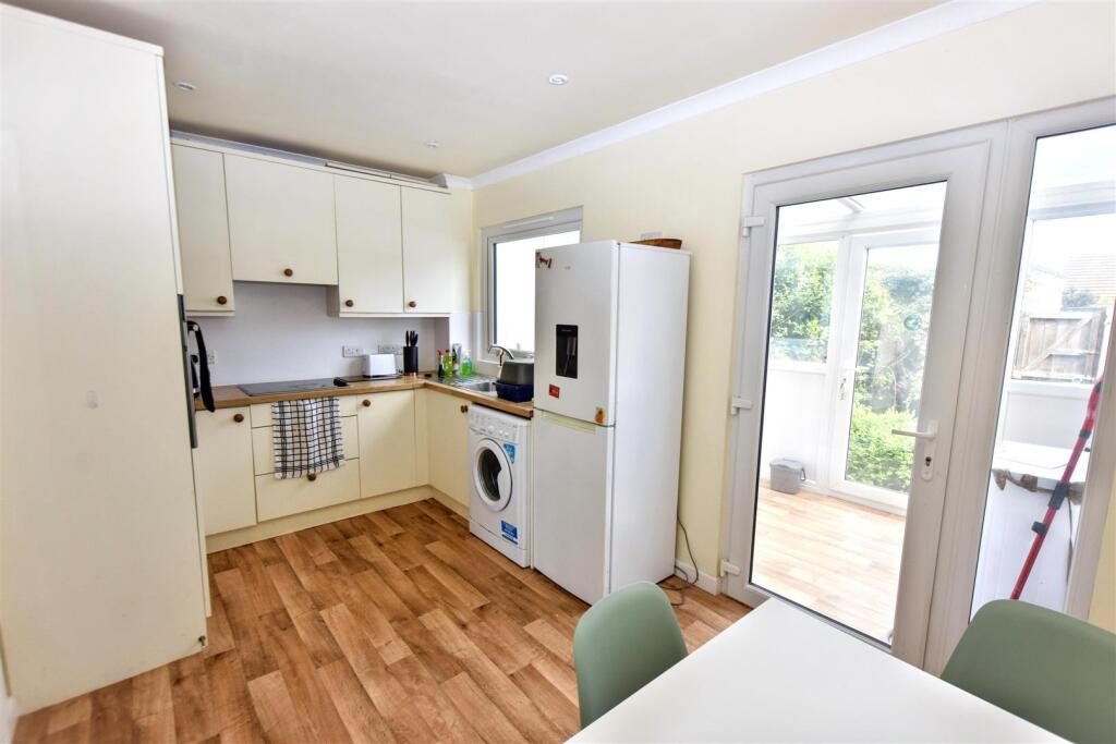 Pengeron Avenue, Tolvaddon, Redruth – pohled 4
