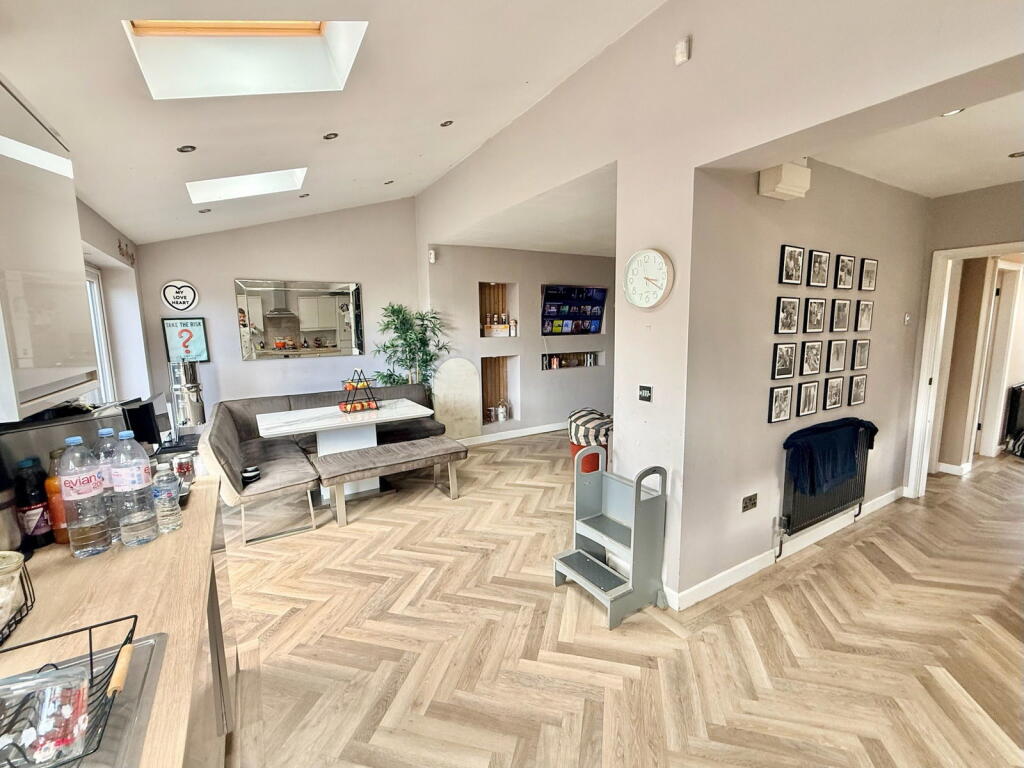 House in Dudley - View 2