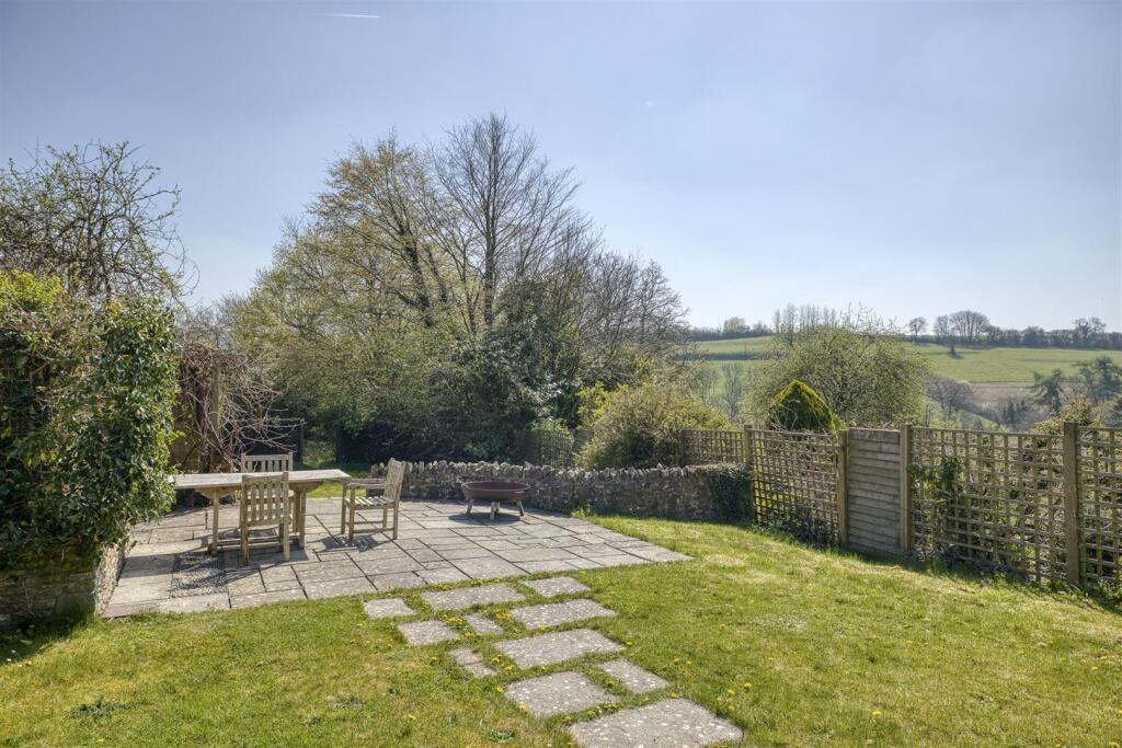 House in Bath - View 2