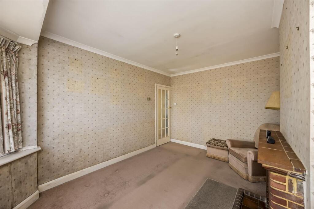 House in Brighton, Hollingbury - More