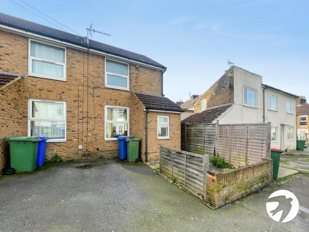 Main image of property: Shortlands Road, Sittingbourne, Kent, ME10