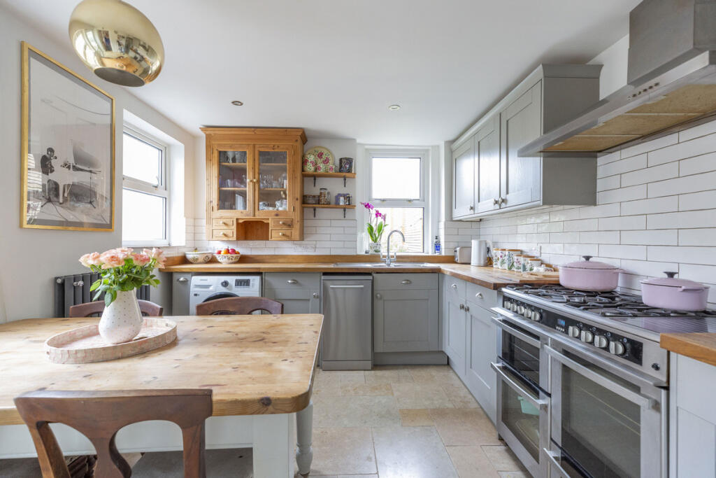 Additional image 9 of Quaperlake Street, Bruton, BA10