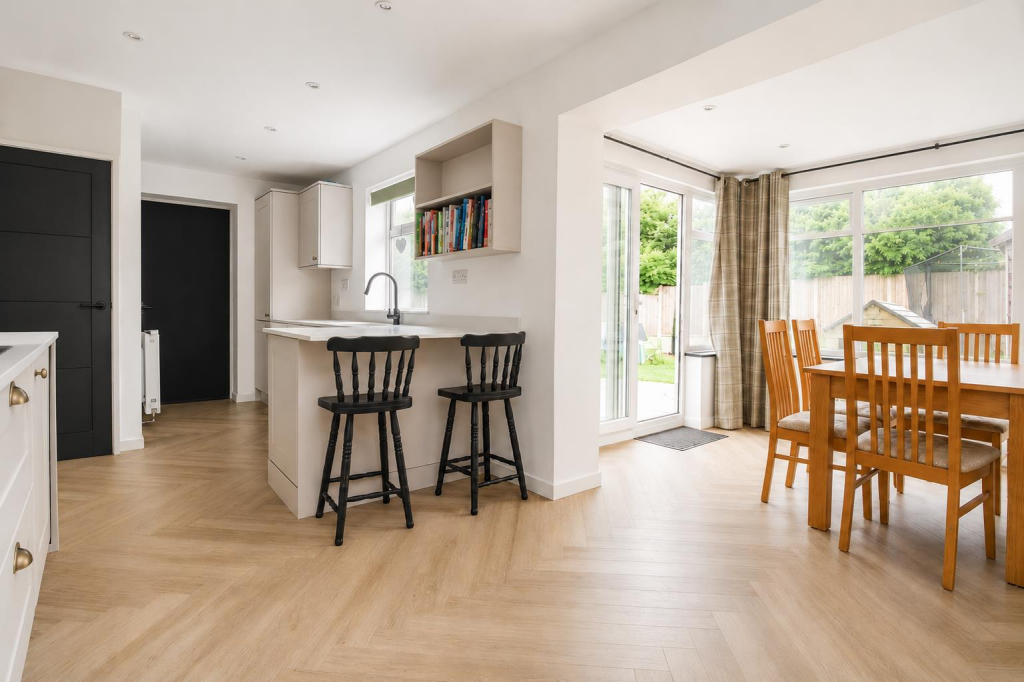 House in Harlow, Brays Grove - View 2