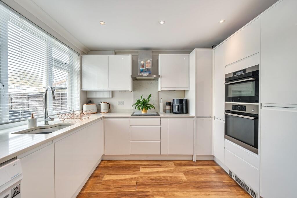 Main image of property: Horton Hill, Epsom, KT19
