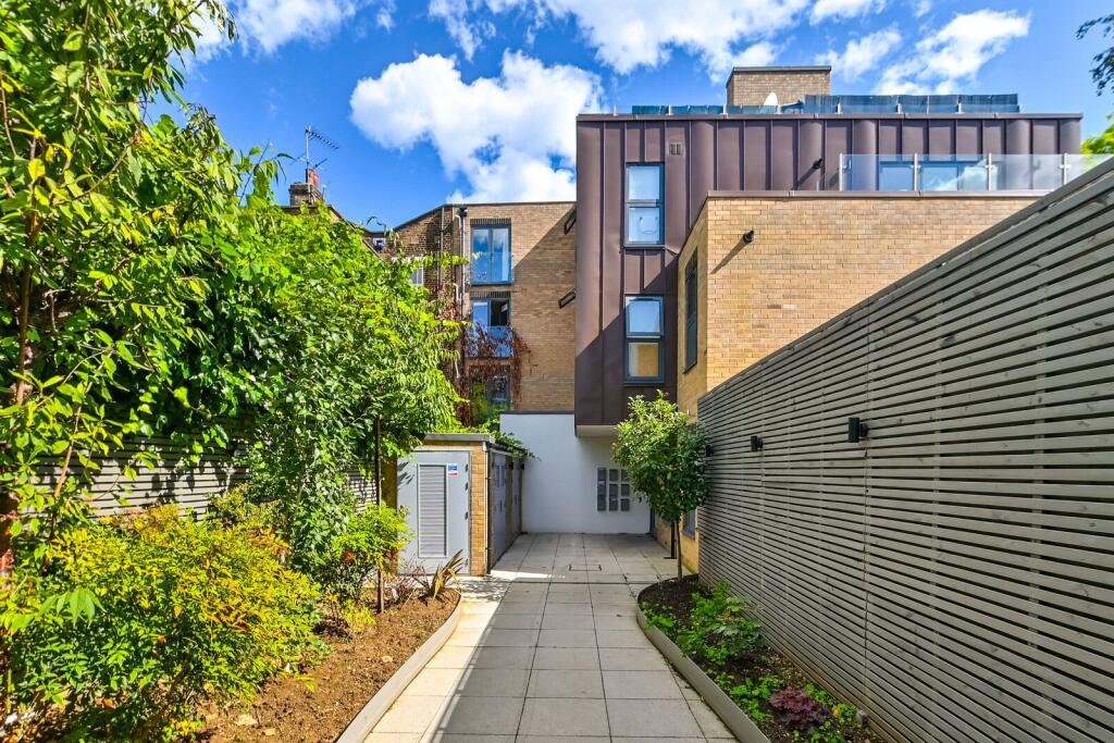 Property photo 8