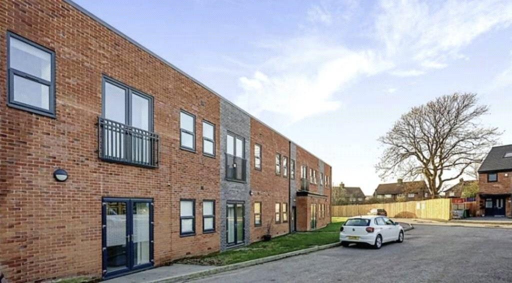1-bed flat on York Road, Leeds, West Yorkshire, LS9, £110,000