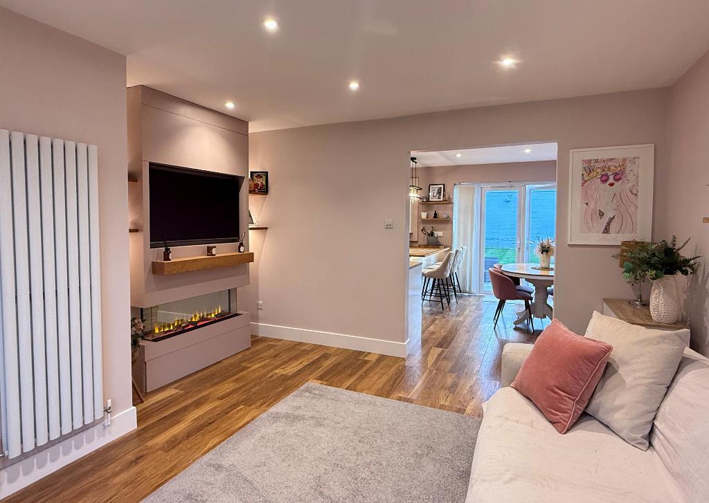 House in Horsham, Upper Beeding - View 3