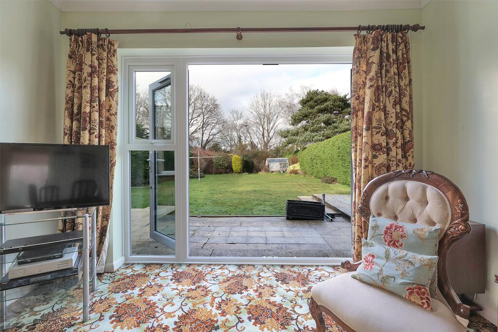 Elmfield, Great Bookham, Leatherhead, Surrey, KT23 photo 2
