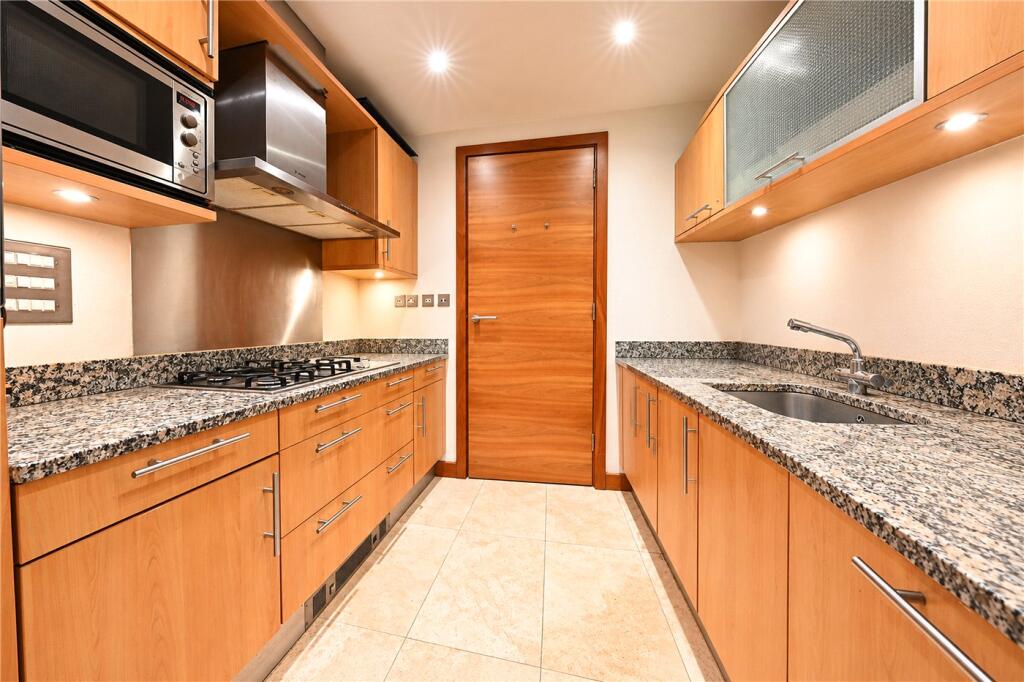 Apartment in London - View 2