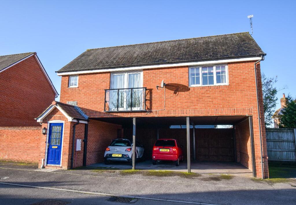 Main image of property: Pointers Way, Amesbury