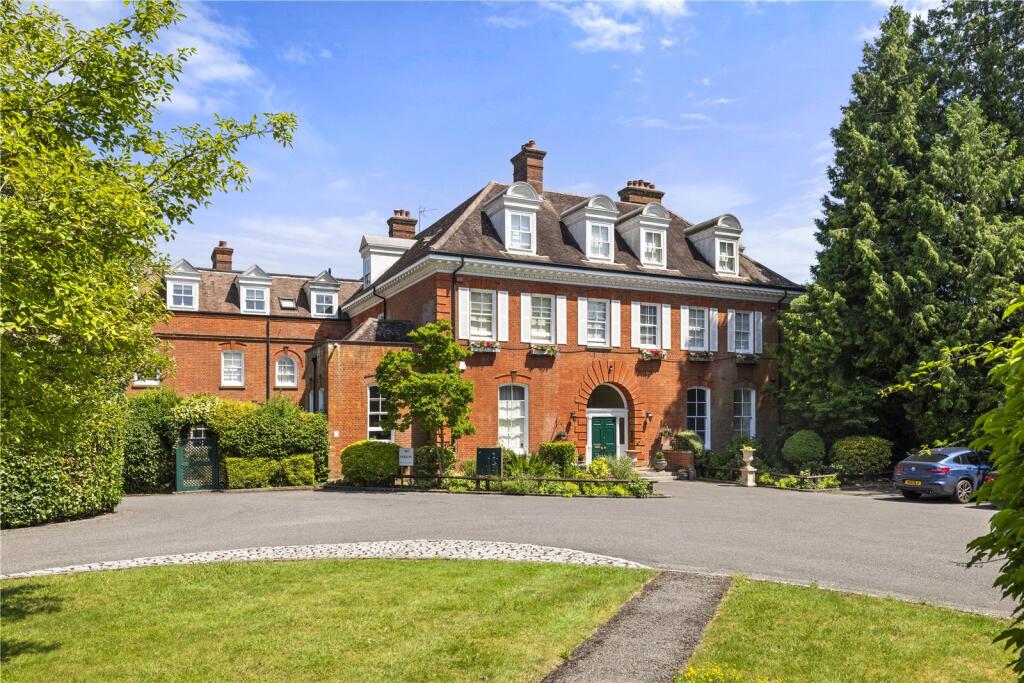 Main image of property: Nanhurst Park, Elmbridge Road, Cranleigh, Surrey, GU6