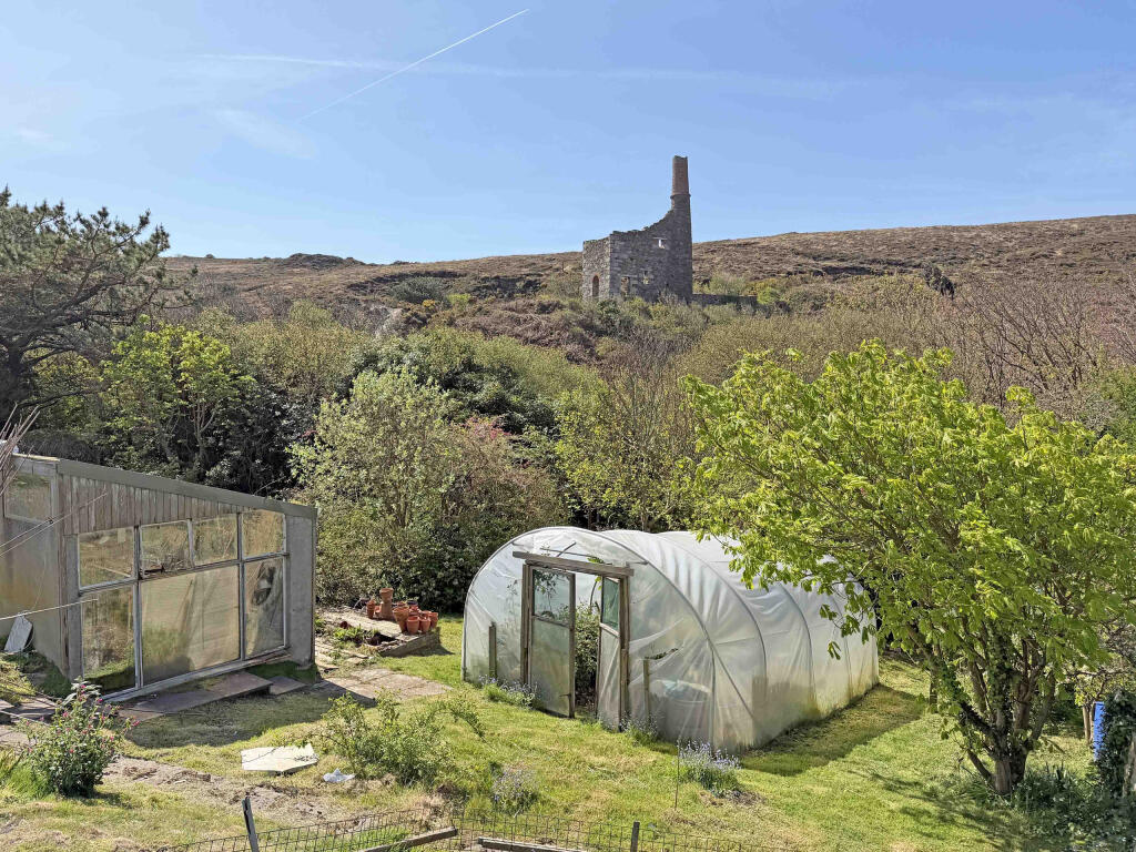 House in Porthtowan, St. Agnes - View 2