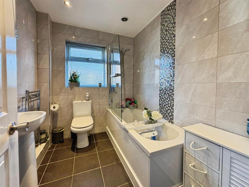 Additional image 9 of Cheriton Drive, Queensbury, Bradford, BD13 1QA