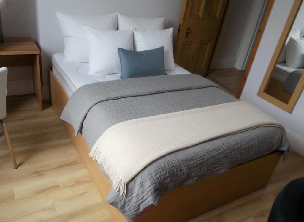 Studio flat for rent